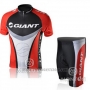 2010 Cycling Jersey Giant Black and Red Short Sleeve and Bib Short